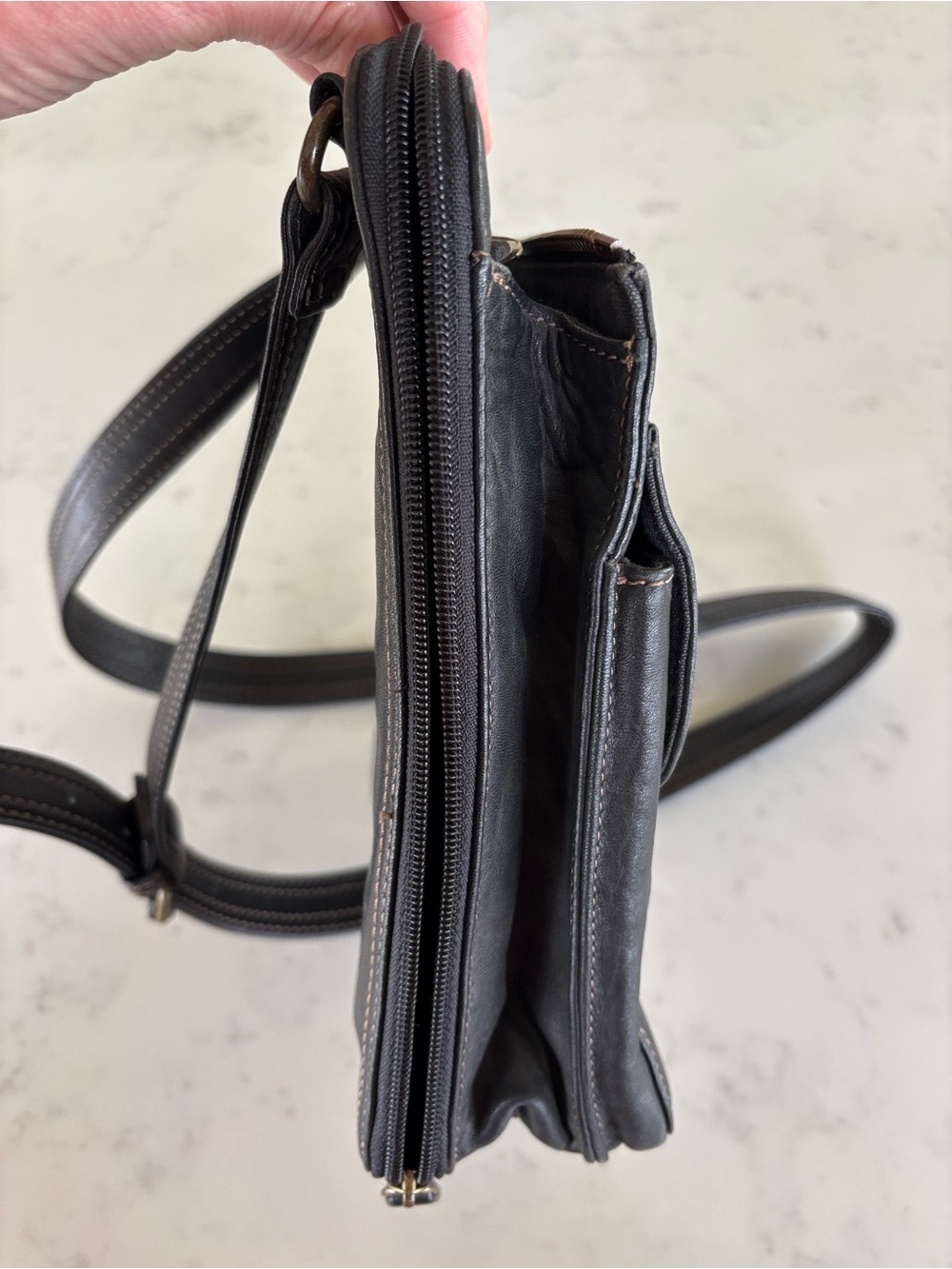 Fossil Leather Crossbody Purse - Picture 8 of 13